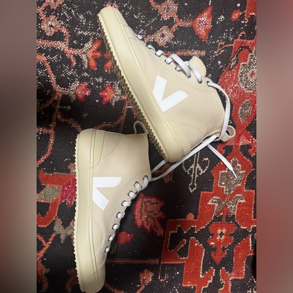 COPY - Wata II Canvas Butter White Butter Veja High Tops - Picture 8 of 9